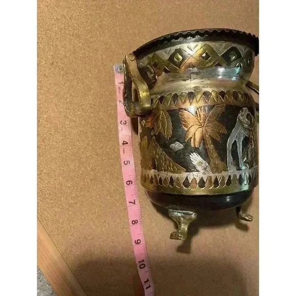 Vintage Rare Hand Crafted Tunisian Copper Brass Camel Ice Bucket - Picture 8 of 8